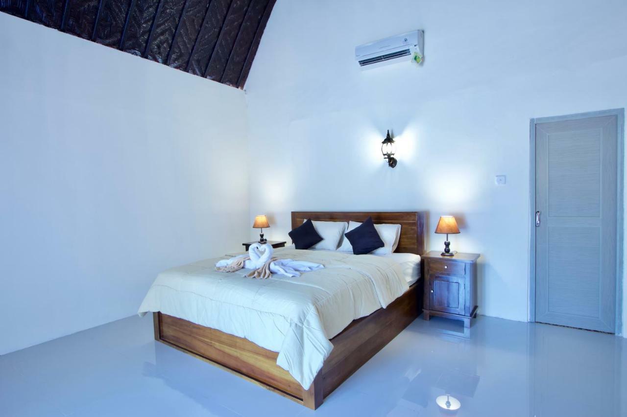 Kubu Artha Bungalow Nusa Penida Ped Exterior foto