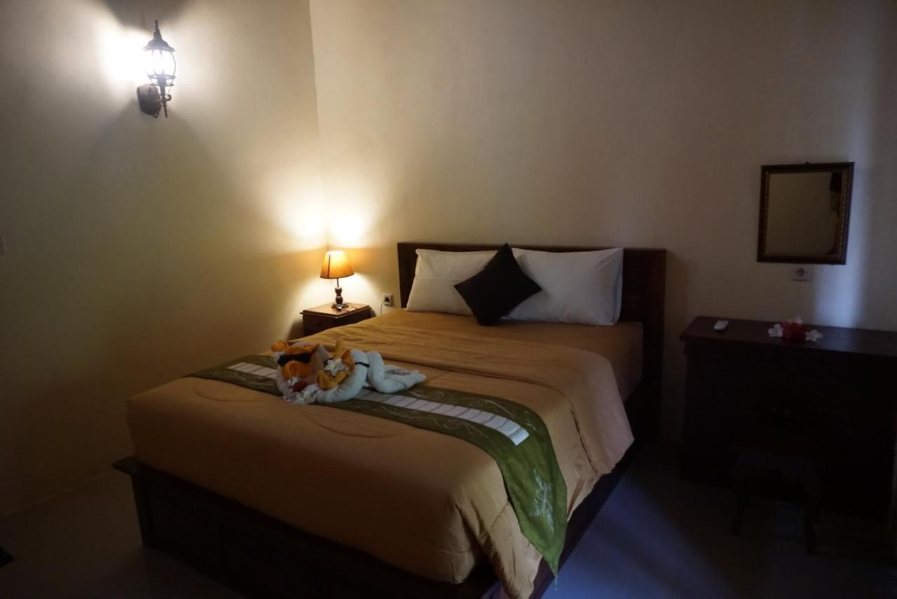 Kubu Artha Bungalow Nusa Penida Ped Exterior foto